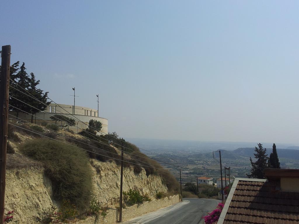 Lazaros Pissouri Apartments Room photo