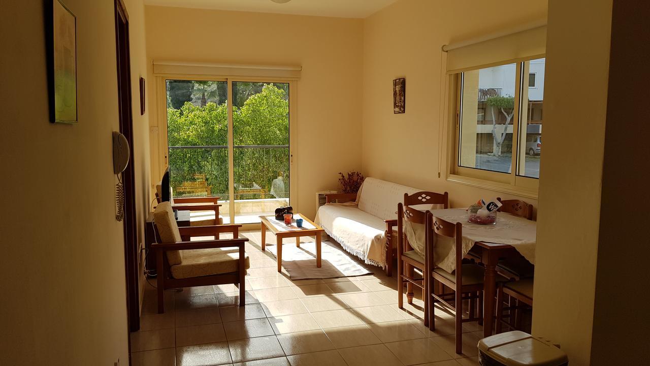 Lazaros Pissouri Apartments Exterior photo